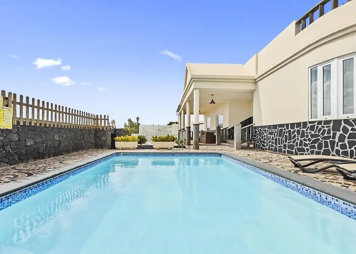 Portugal - Vipvipvillas Tahiche